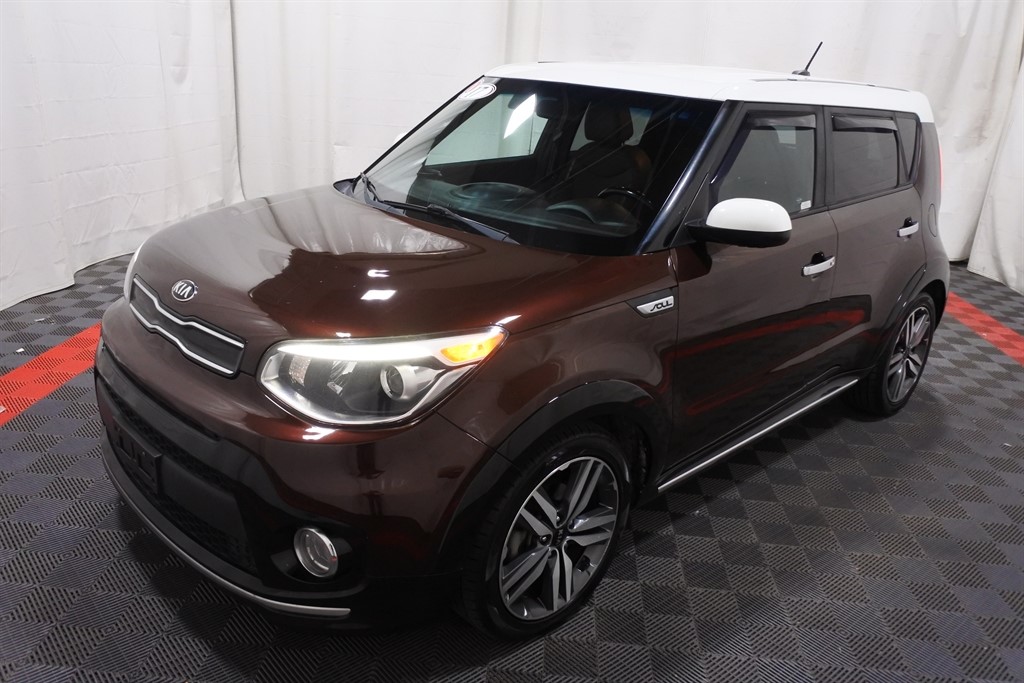 2017 Kia Soul 2.0L + 6 A/T's photo